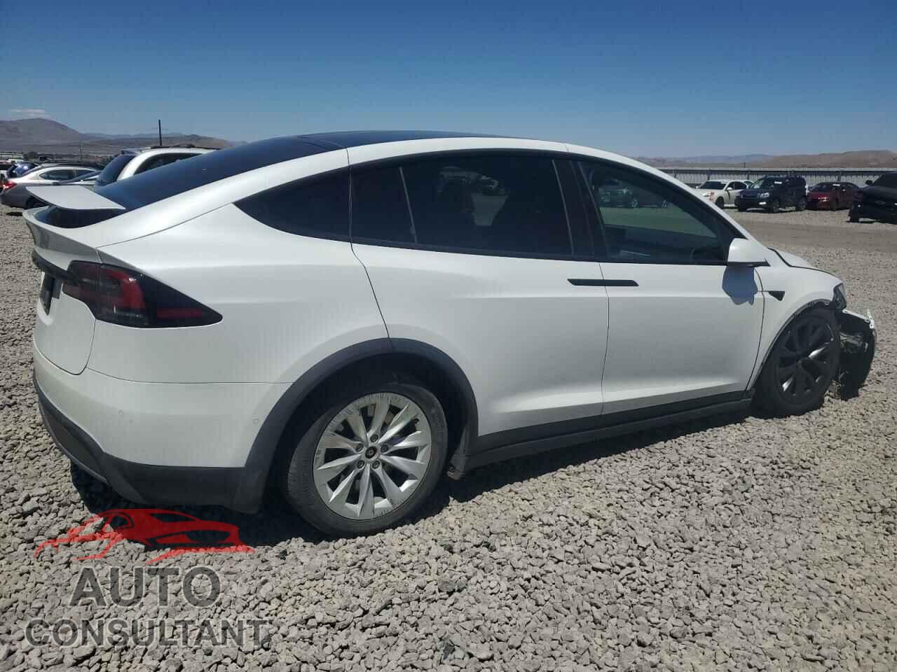 TESLA MODEL X 2023 - 7SAXCBE50PF366609