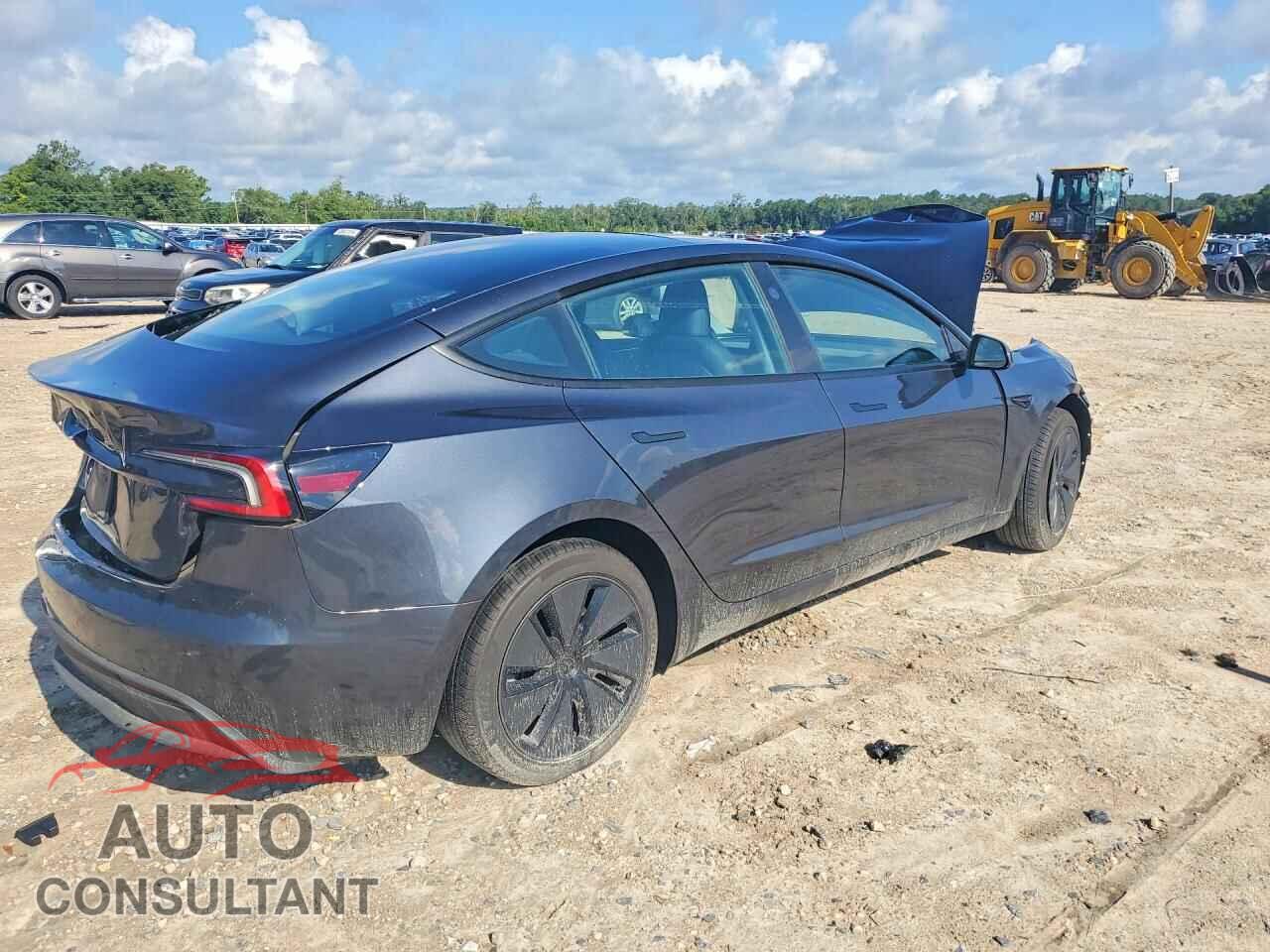 TESLA MODEL 3 2025 - 5YJ3E1EA7SF050064