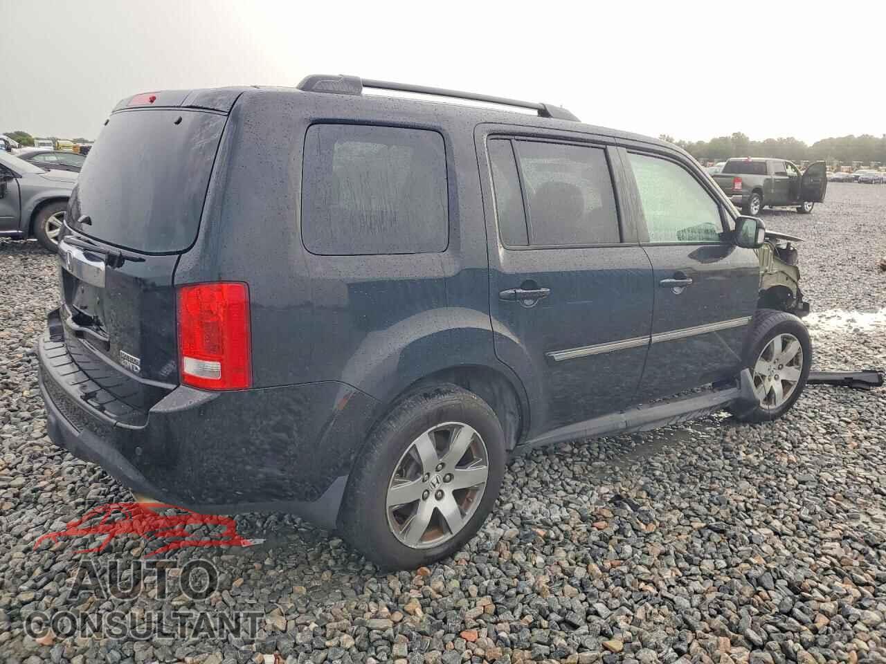 HONDA PILOT 2013 - 5FNYF4H90DB026746