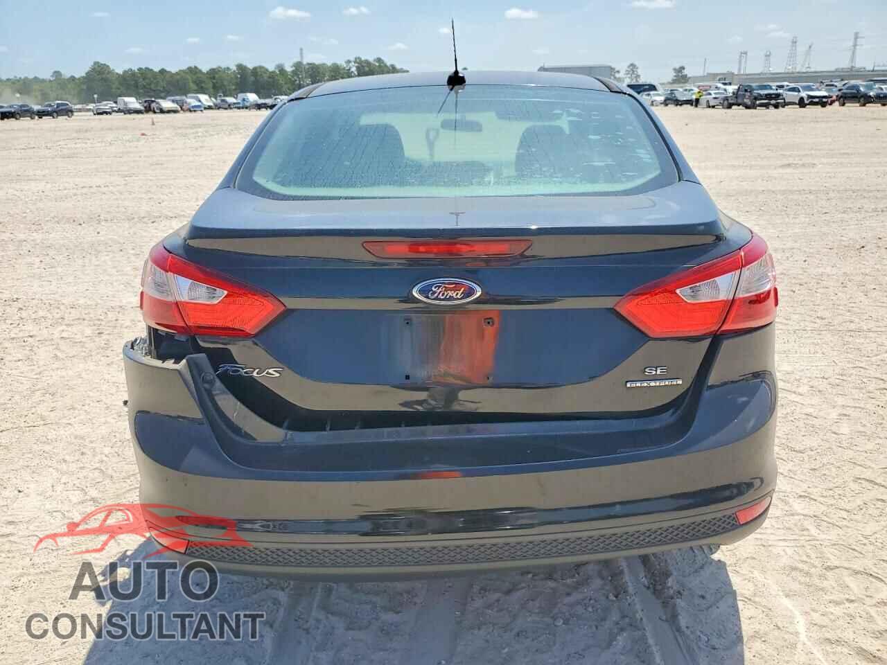 FORD FOCUS 2014 - 1FADP3F27EL287825