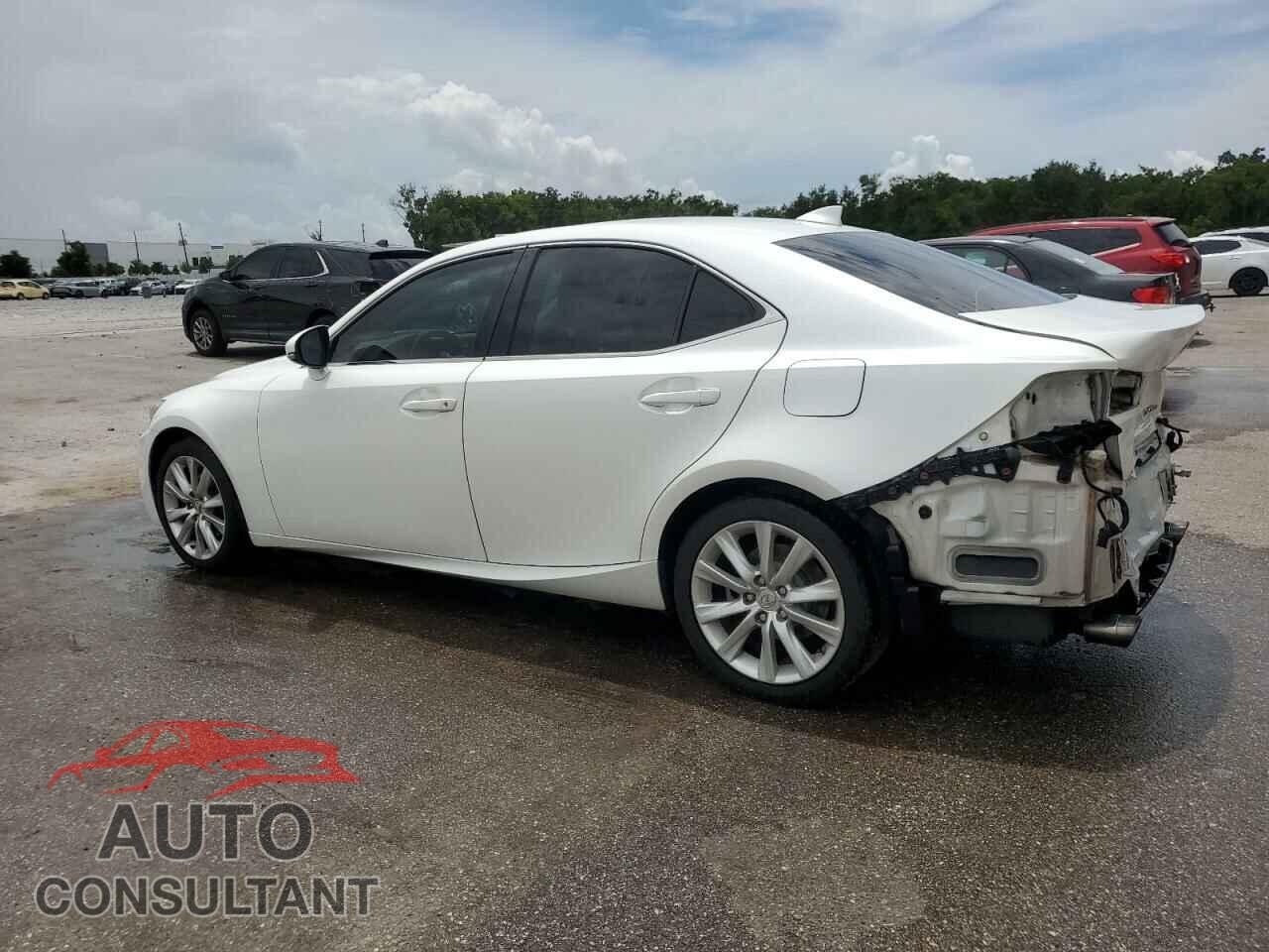LEXUS IS 2015 - JTHBF1D21F5050392