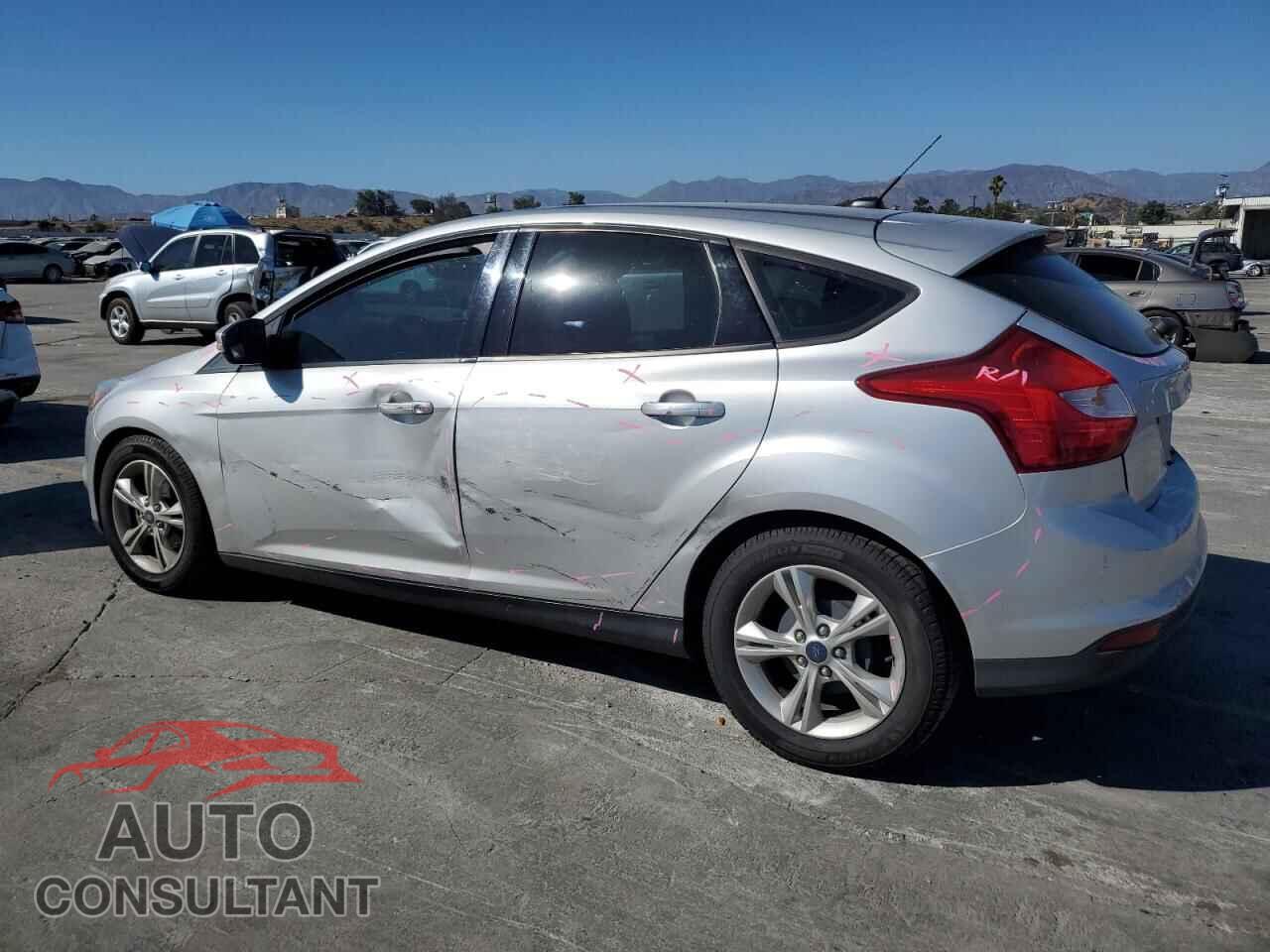 FORD FOCUS 2014 - 1FADP3K20EL272203