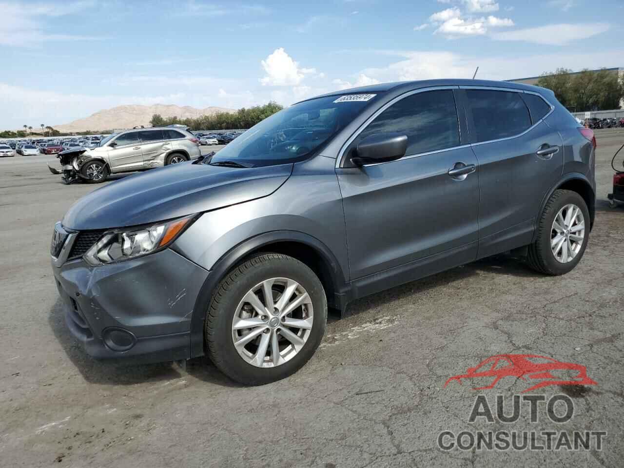 NISSAN ROGUE 2018 - JN1BJ1CP3JW501129