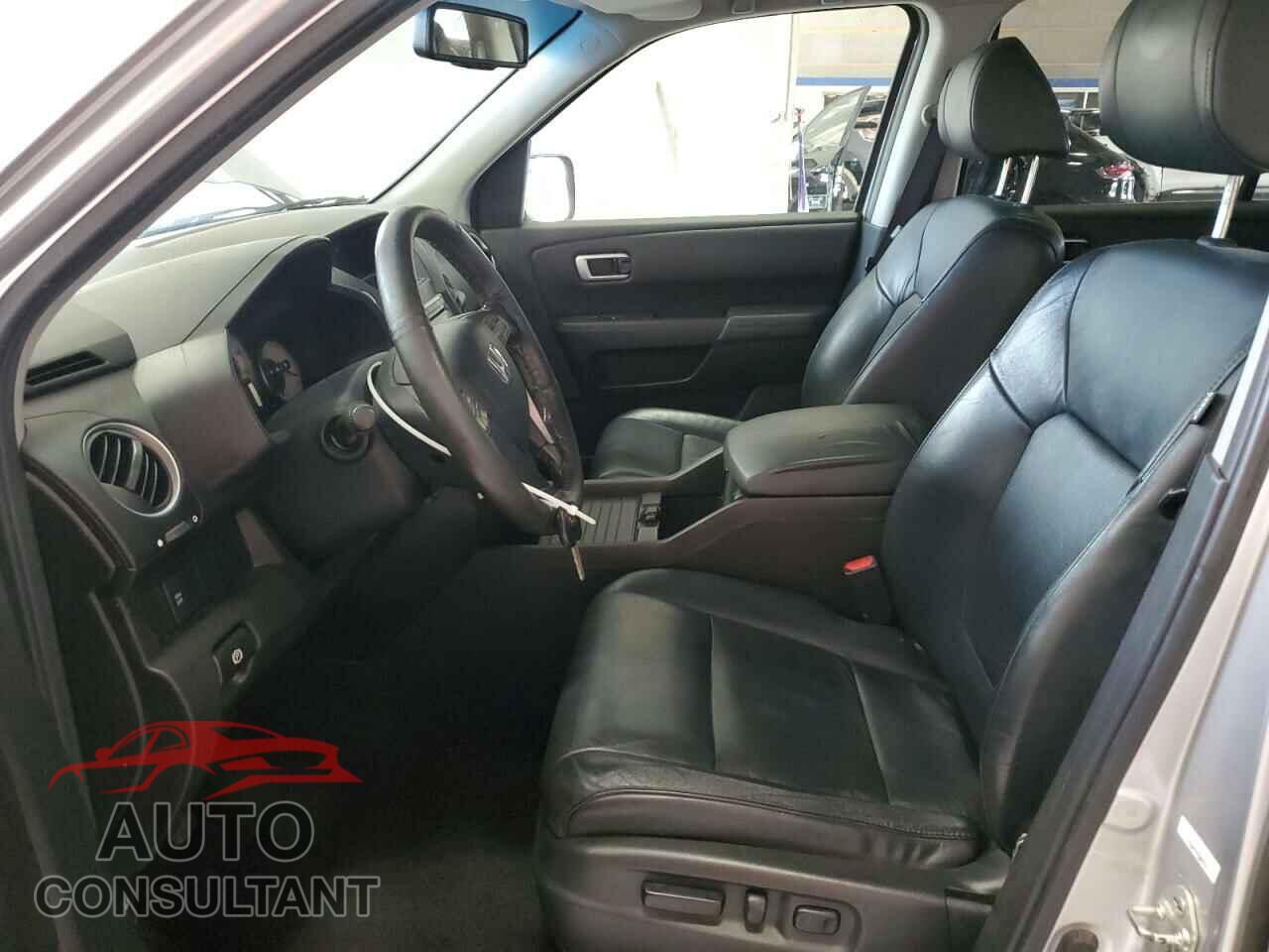 HONDA PILOT 2010 - 5FNYF3H57AB014242