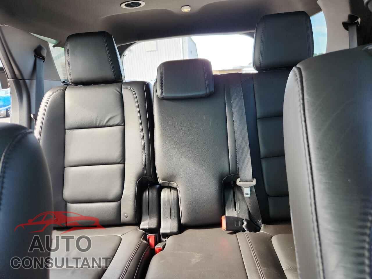 FORD EXPLORER 2015 - 1FM5K7D89FGA31509