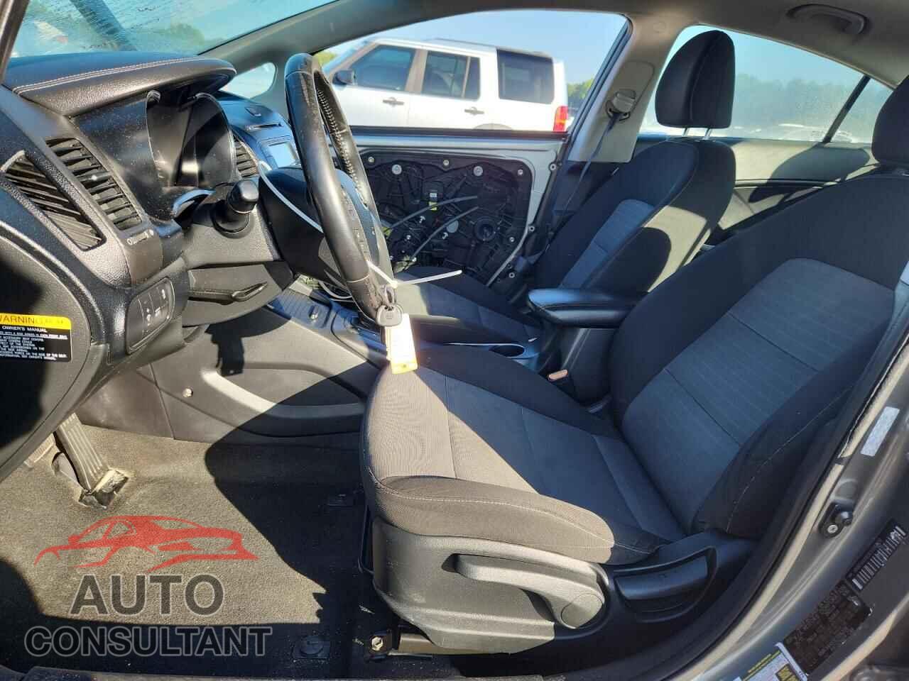 KIA FORTE 2014 - KNAFX4A85E5106209