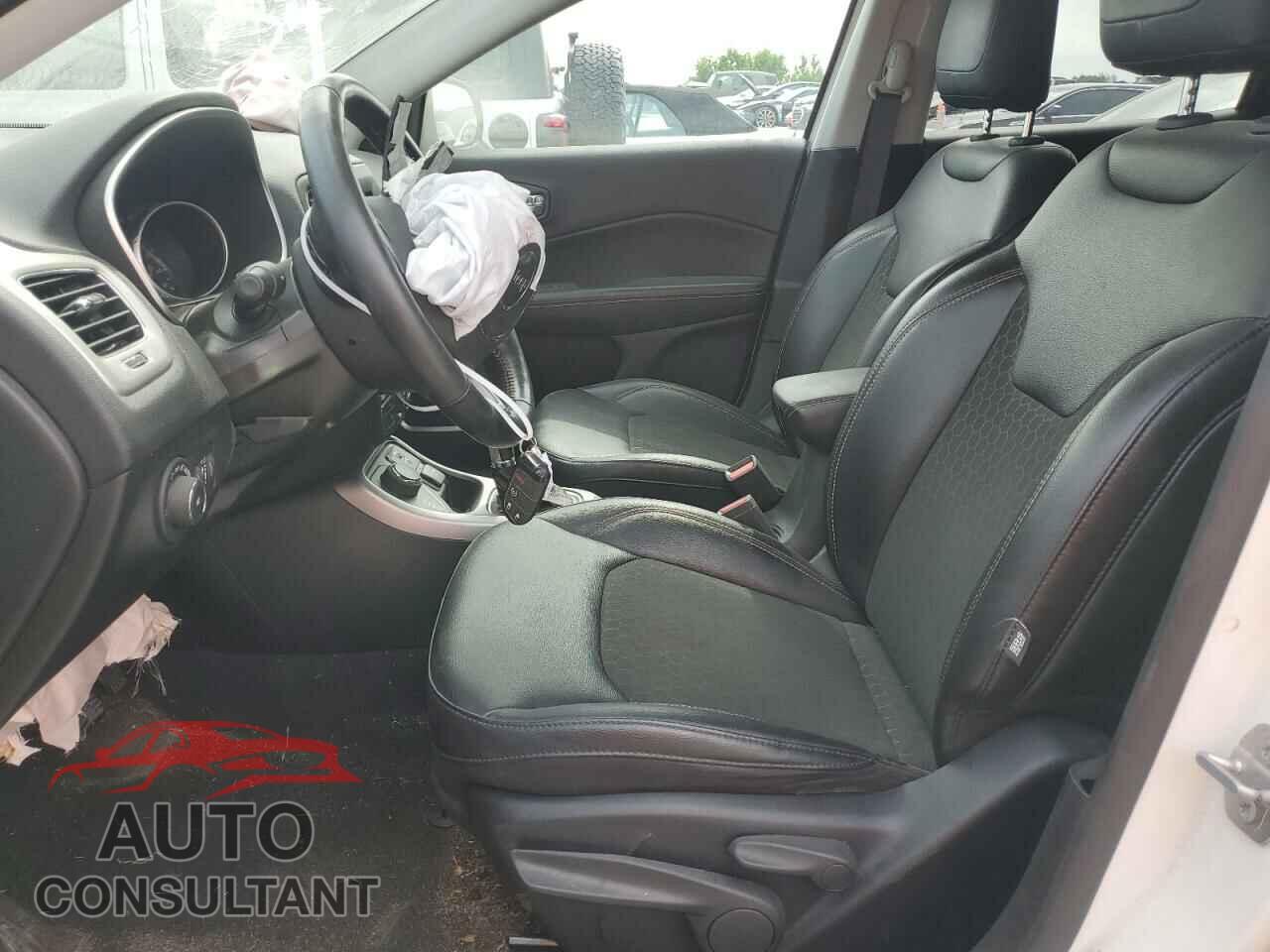JEEP COMPASS 2020 - 3C4NJDBB9LT229275