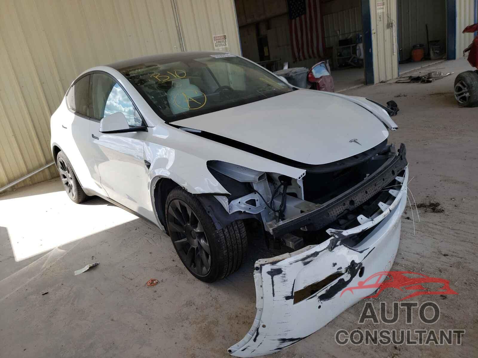 TESLA MODEL Y 2020 - 5YJYGDEE7LF034243