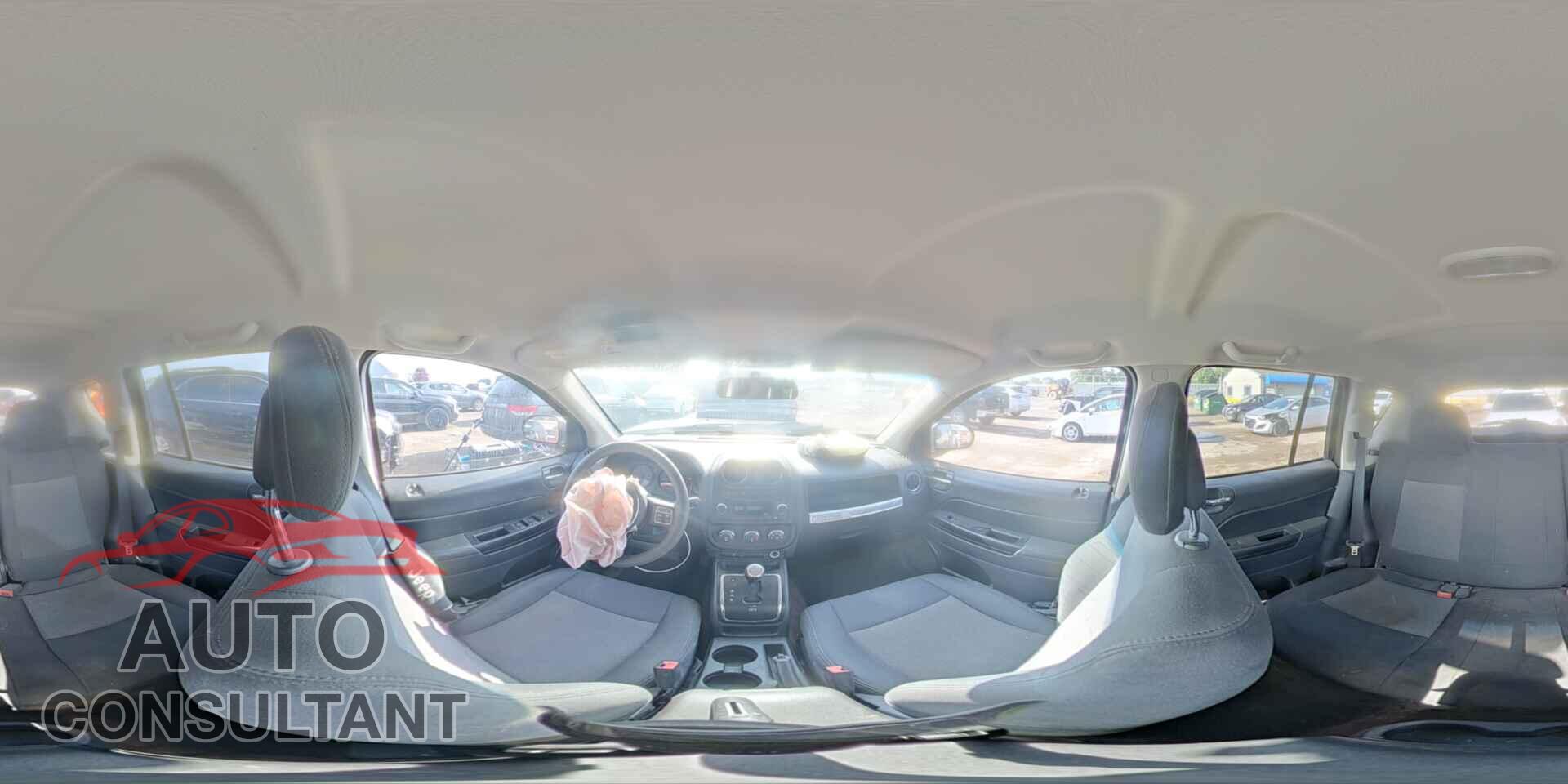JEEP COMPASS 2015 - 1C4NJCBA9FD313589