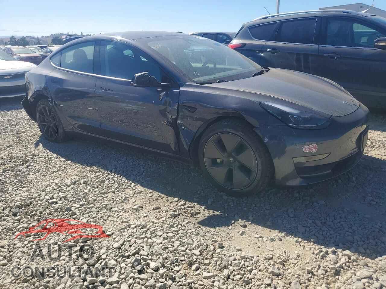 TESLA MODEL 3 2023 - 5YJ3E1EA7PF646735