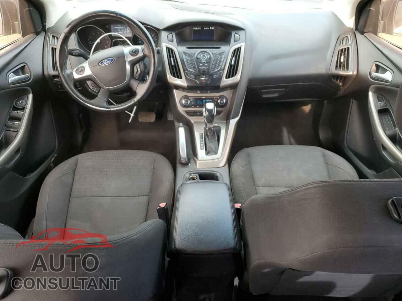 FORD FOCUS 2012 - 1FAHP3H22CL142378