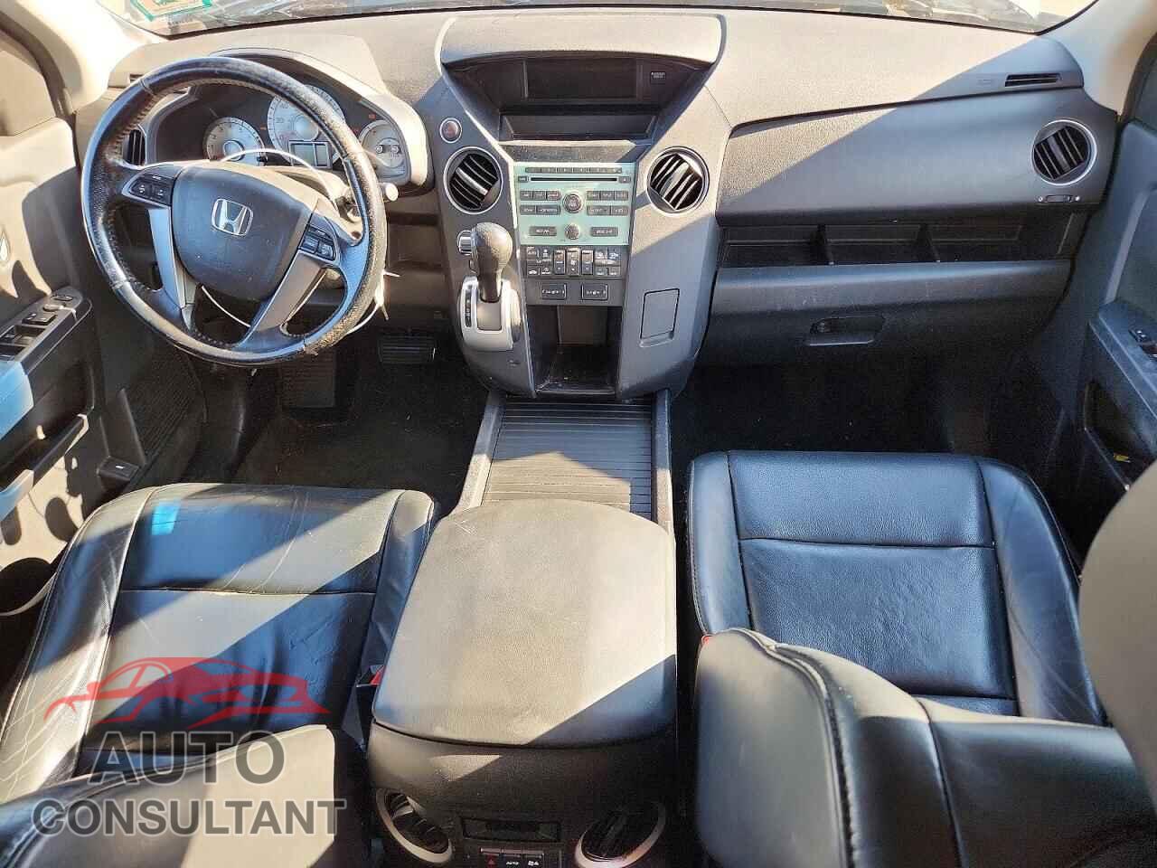 HONDA PILOT 2011 - 5FNYF4H51BB104896