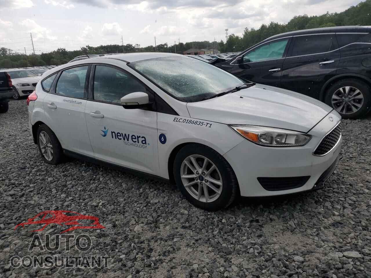 FORD FOCUS 2017 - 1FADP3K26HL335793