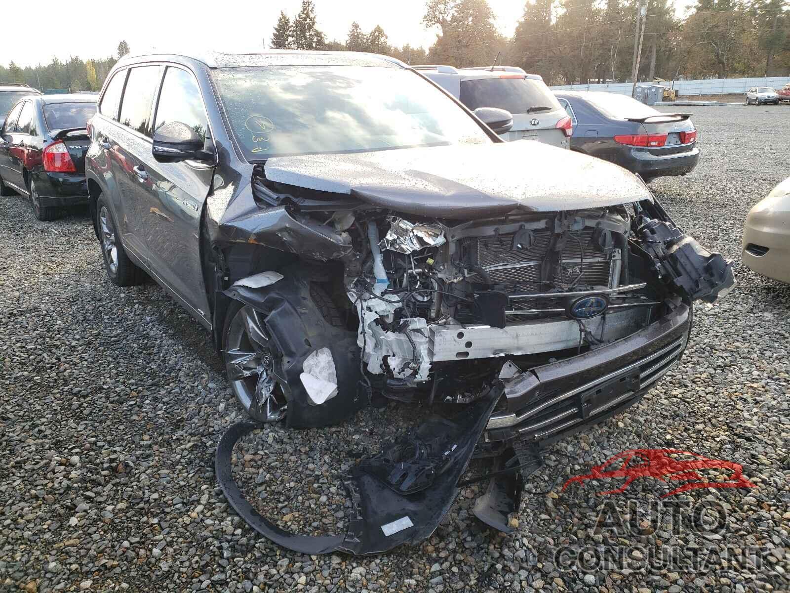TOYOTA HIGHLANDER 2018 - 5TDDGRFH7JS045837