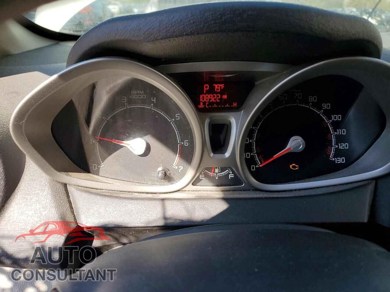FORD FIESTA 2013 - 3FADP4EJ9DM208375