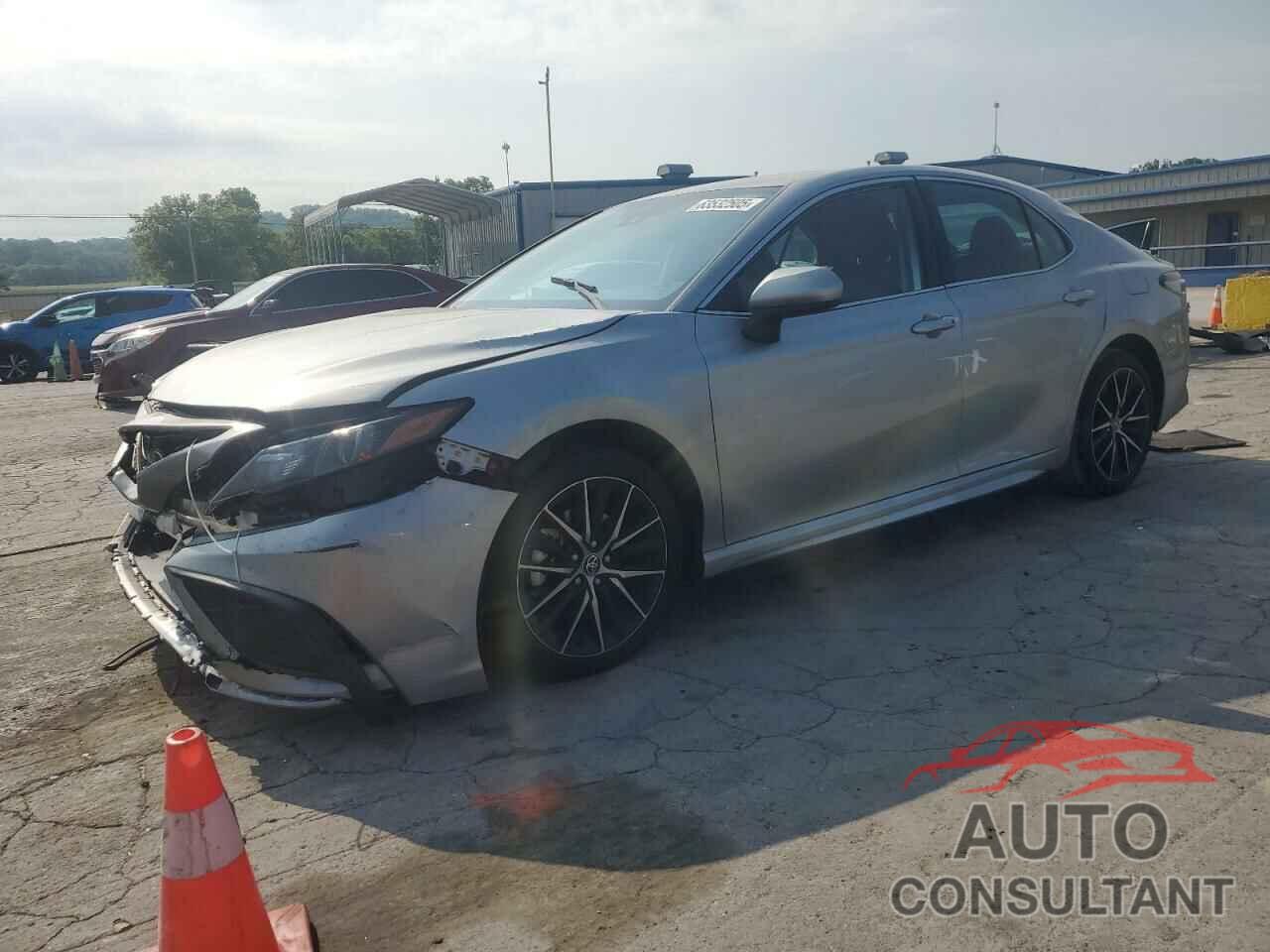 TOYOTA CAMRY 2021 - 4T1G11AK3MU451080