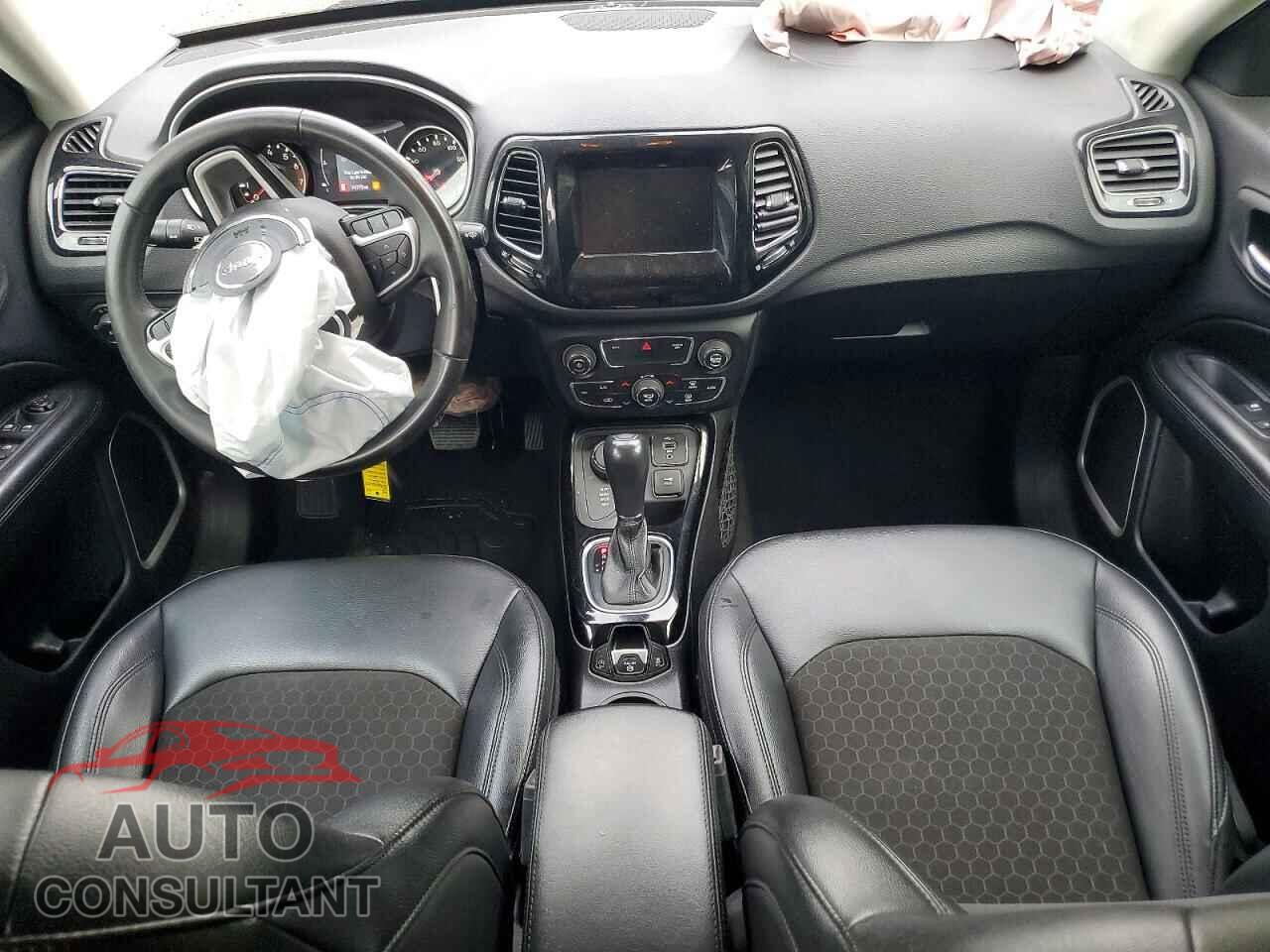 JEEP COMPASS 2021 - 3C4NJDBB0MT586586