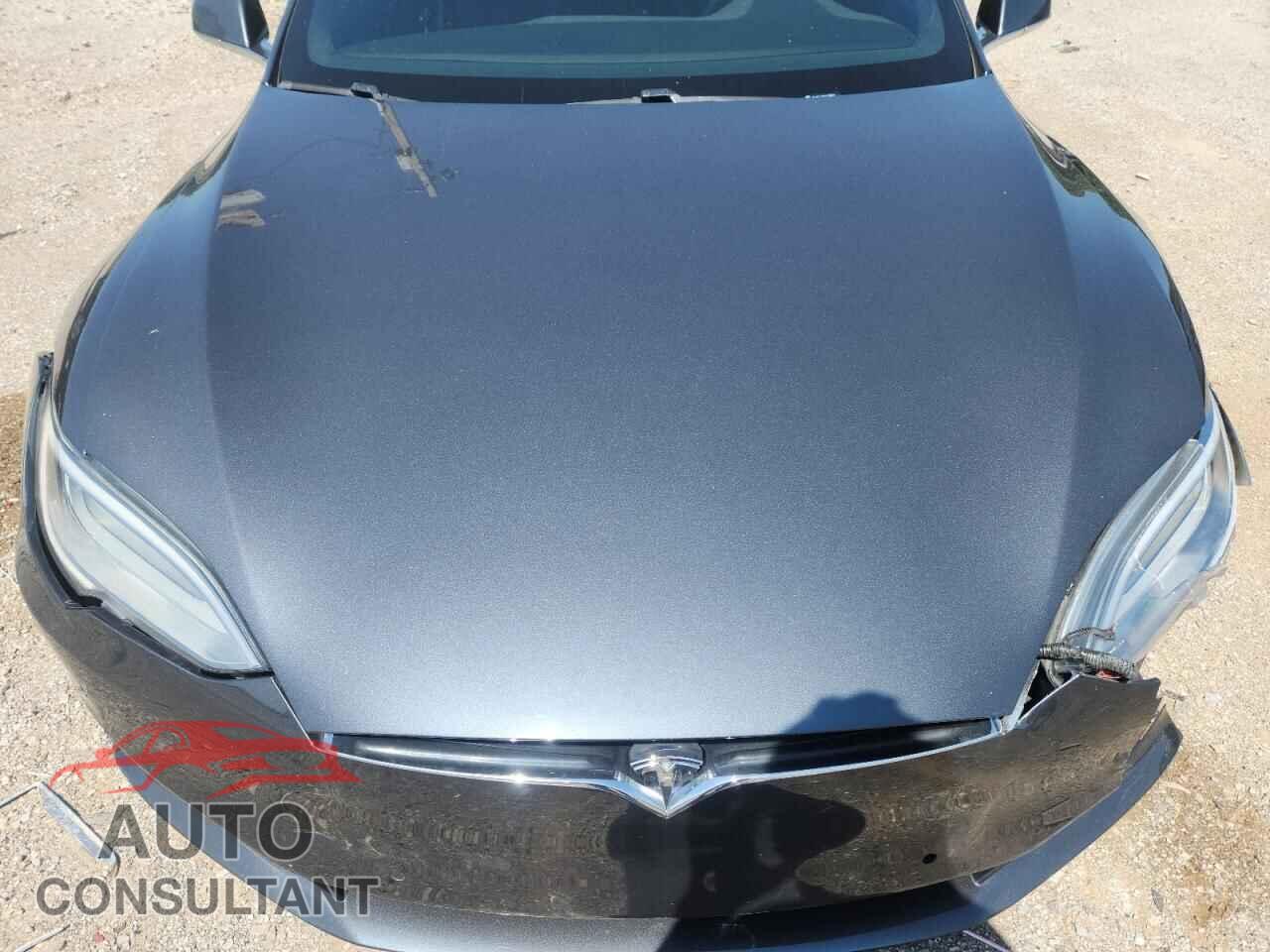 TESLA MODEL S 2017 - 5YJSA1E20HF199831