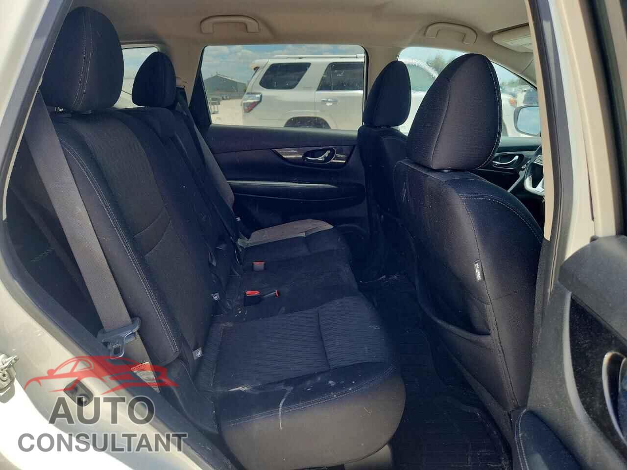 NISSAN ROGUE 2017 - 5N1AT2MT7HC814678