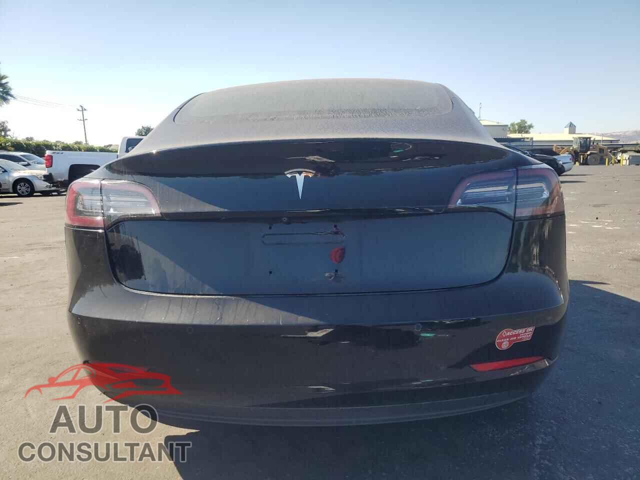 TESLA MODEL 3 2018 - 5YJ3E1EA6JF058302