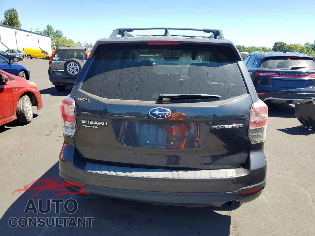 SUBARU FORESTER 2018 - JF2SJAEC9JH551563
