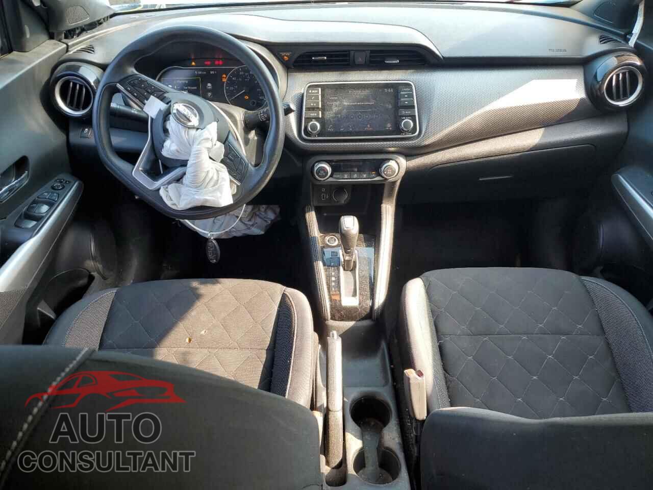 NISSAN KICKS 2019 - 3N1CP5CU3KL553190