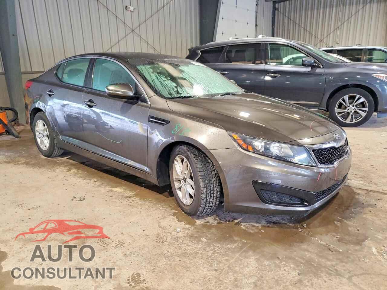 KIA OPTIMA 2011 - KNAGM4A72B5065974
