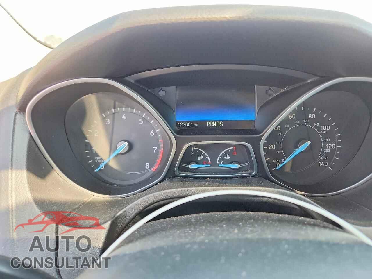 FORD FOCUS 2015 - 1FADP3K2XFL255751