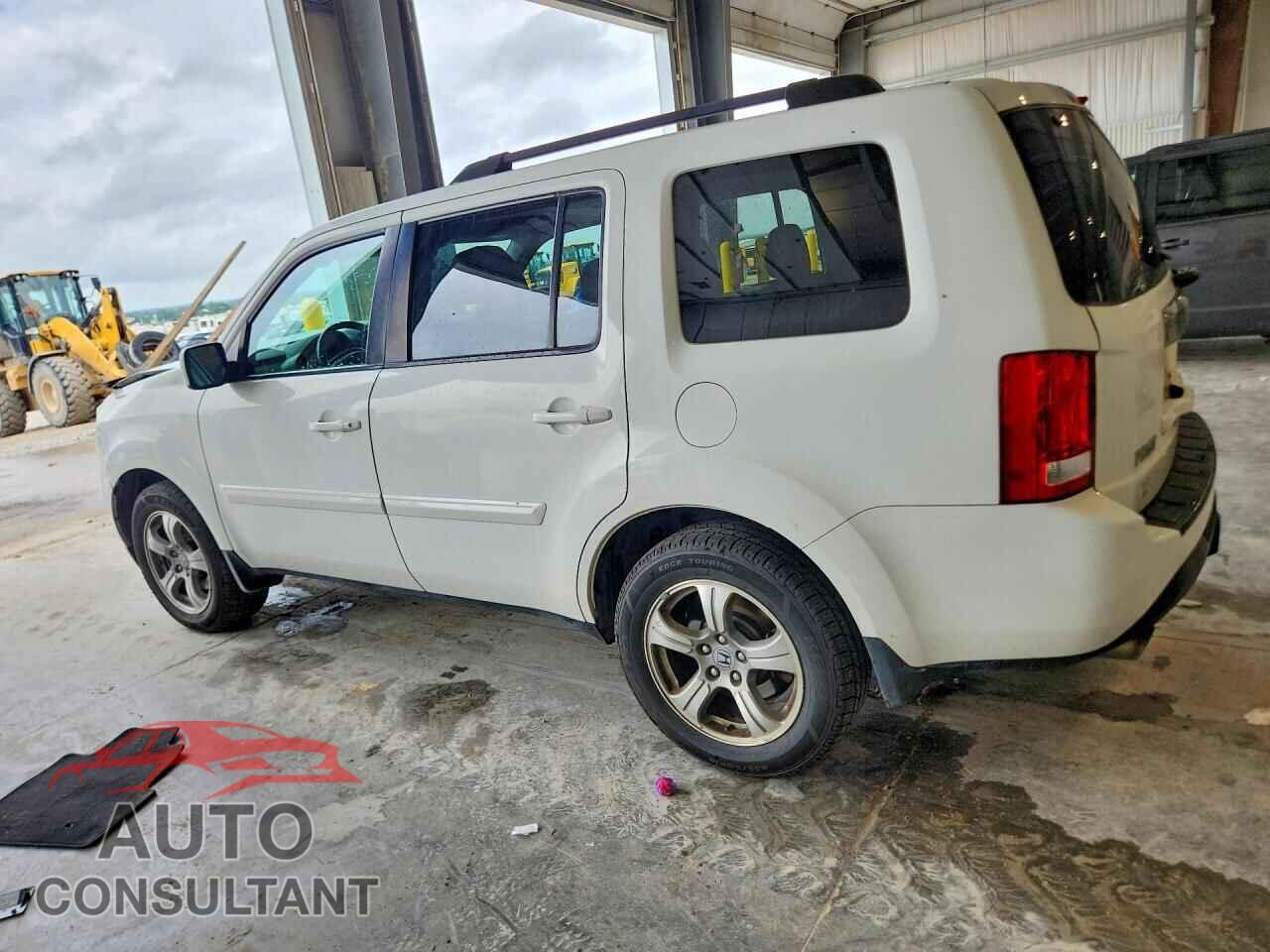 HONDA PILOT 2013 - 5FNYF4H53DB065456
