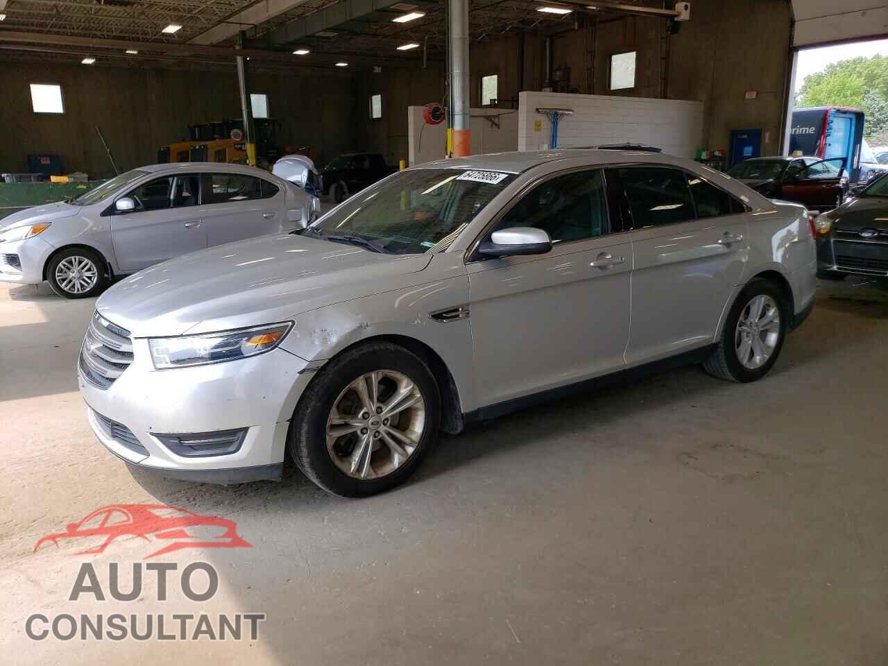 FORD TAURUS 2013 - 1FAHP2E84DG126325