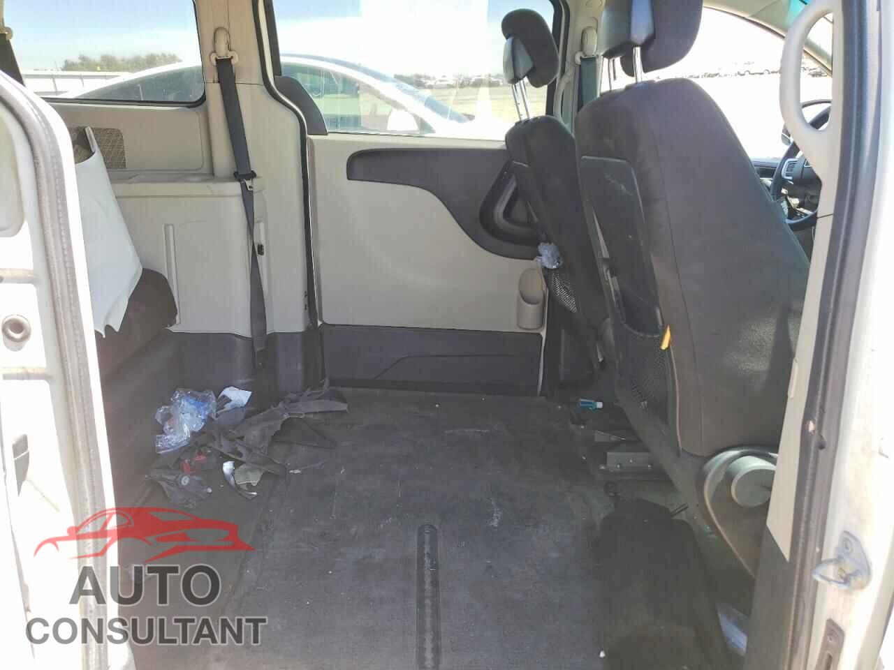 DODGE CARAVAN 2013 - 2C4RDGCG5DR717695