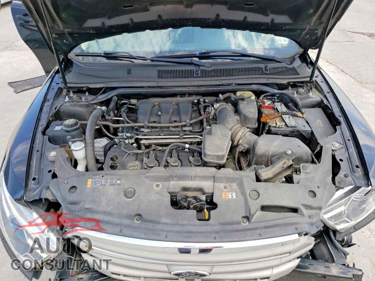 FORD TAURUS 2015 - 1FAHP2D81FG173011