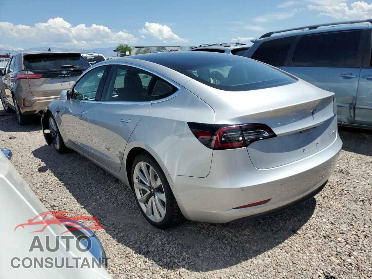 TESLA MODEL 3 2018 - 5YJ3E1EB1JF121461