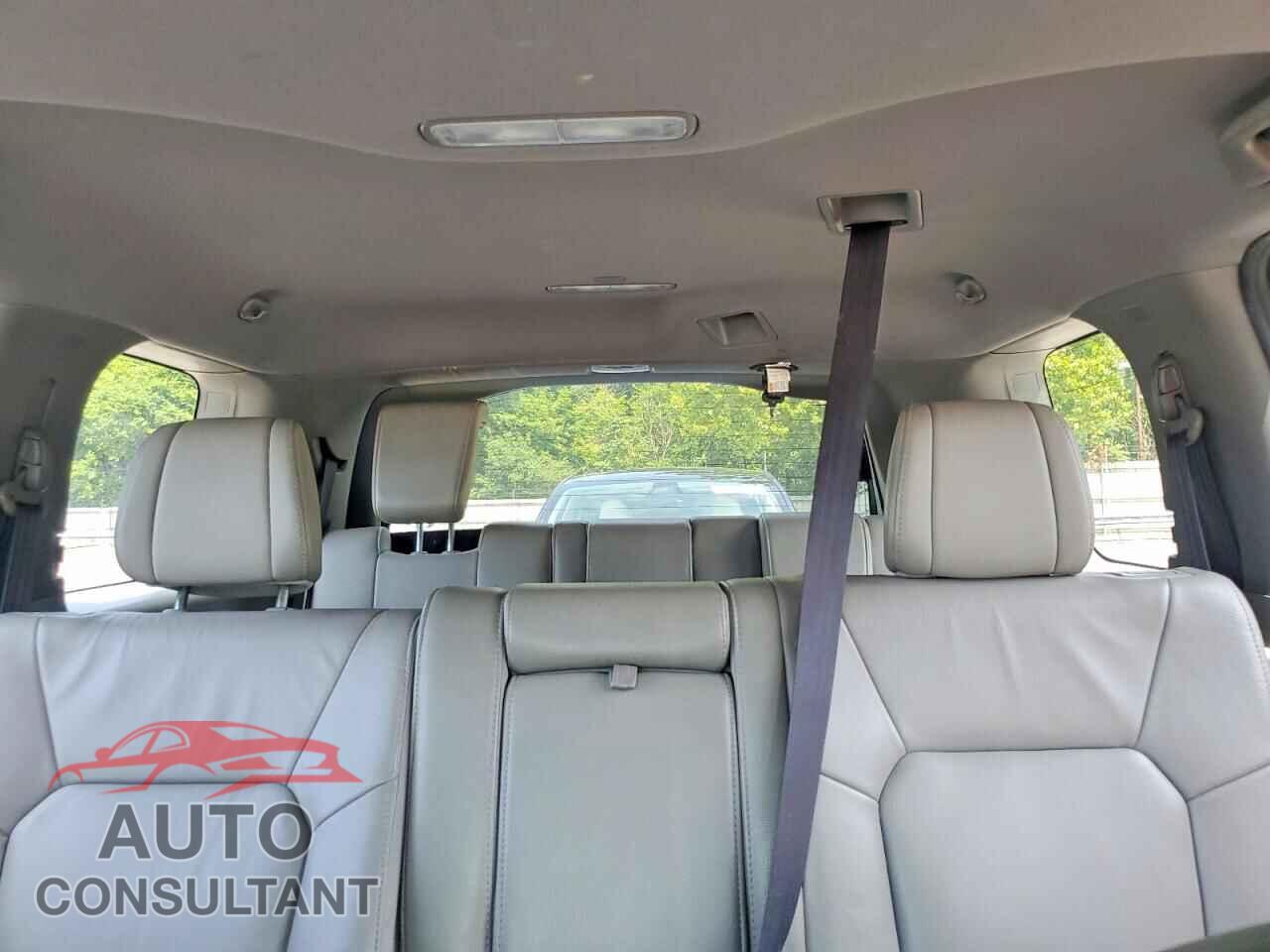 HONDA PILOT 2014 - 5FNYF4H71EB050831