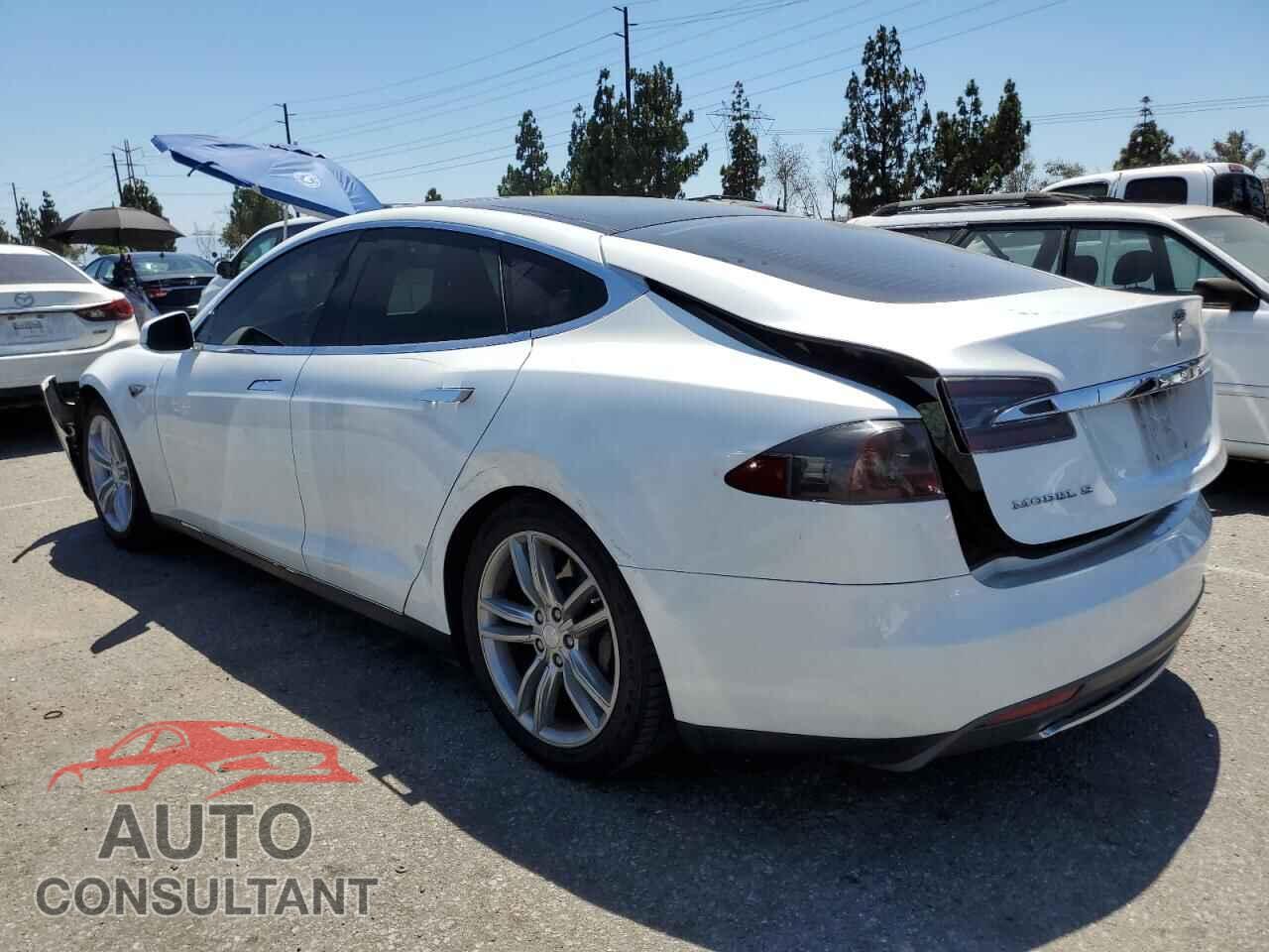 TESLA MODEL S 2013 - 5YJSA1CN3DFP05871