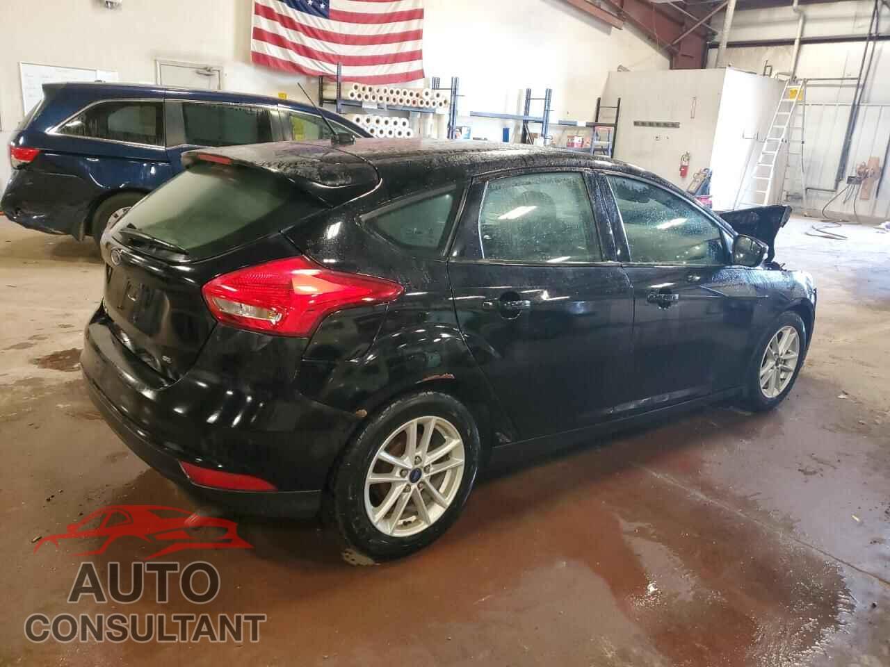 FORD FOCUS 2017 - 1FADP3K22HL260977