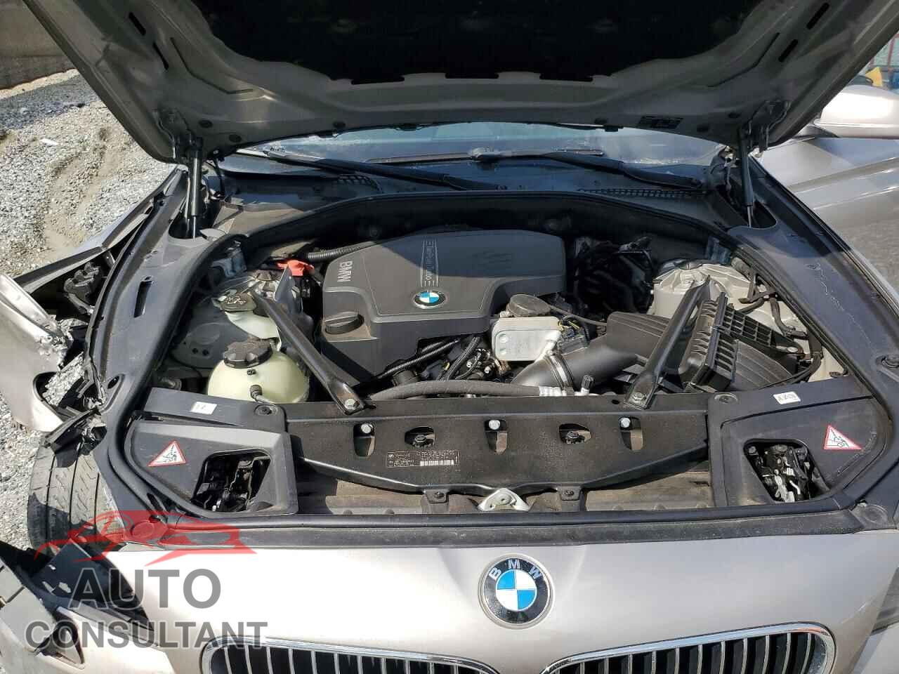 BMW 5 SERIES 2013 - WBAXH5C53DDW14872