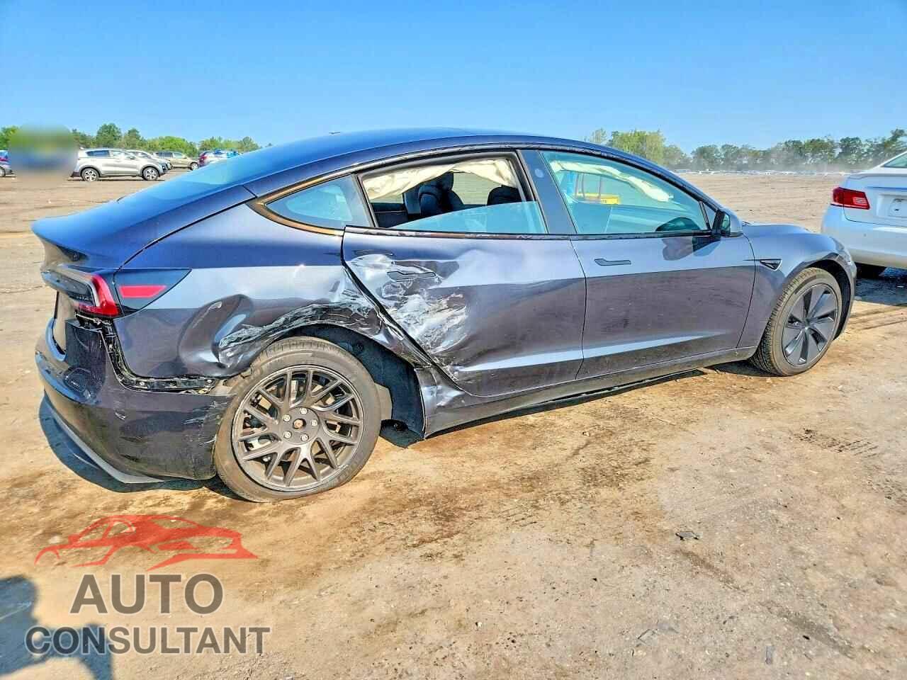 TESLA MODEL 3 2025 - 5YJ3E1EA9SF912765