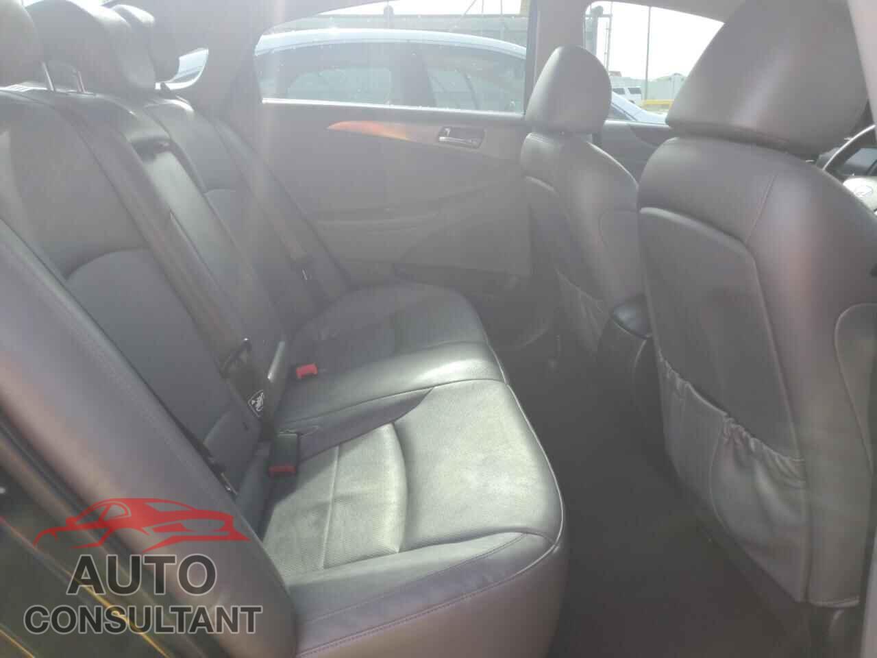 HYUNDAI SONATA 2015 - KMHEC4A41FA124783
