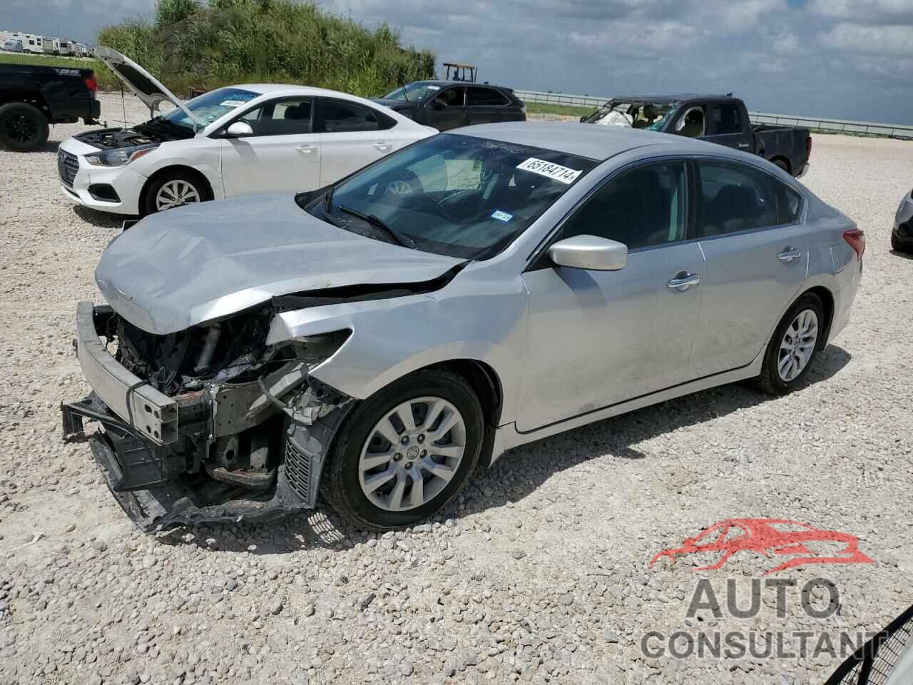 NISSAN ALTIMA 2018 - 1N4AL3AP8JC194839