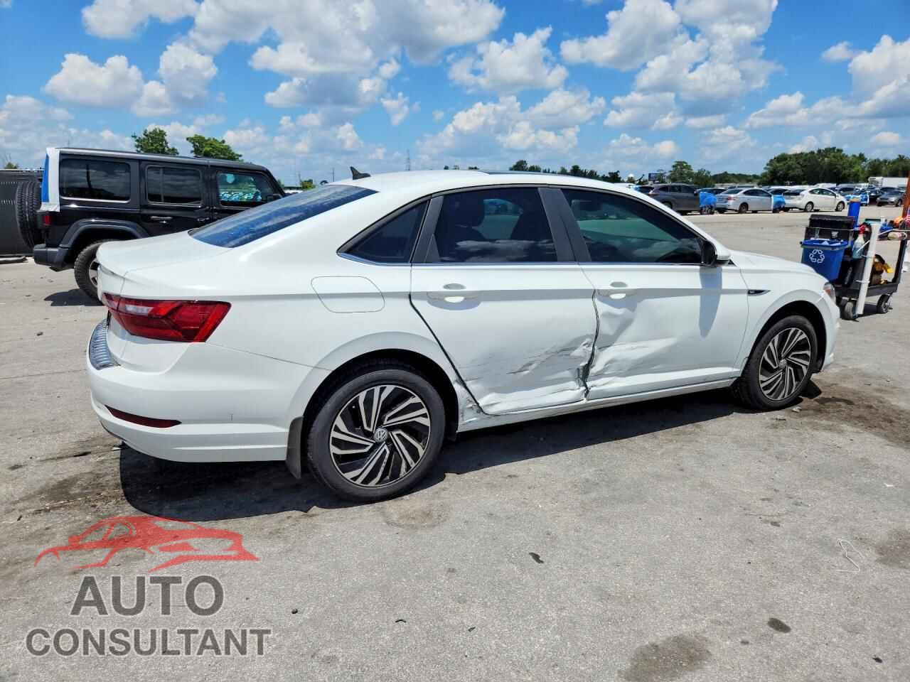 VOLKSWAGEN JETTA 2020 - 3VWEB7BU6LM030059