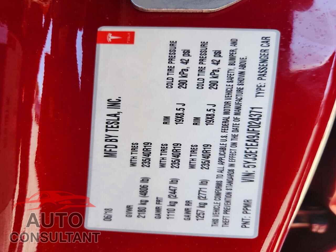TESLA MODEL 3 2018 - 5YJ3E1EA9JF024371