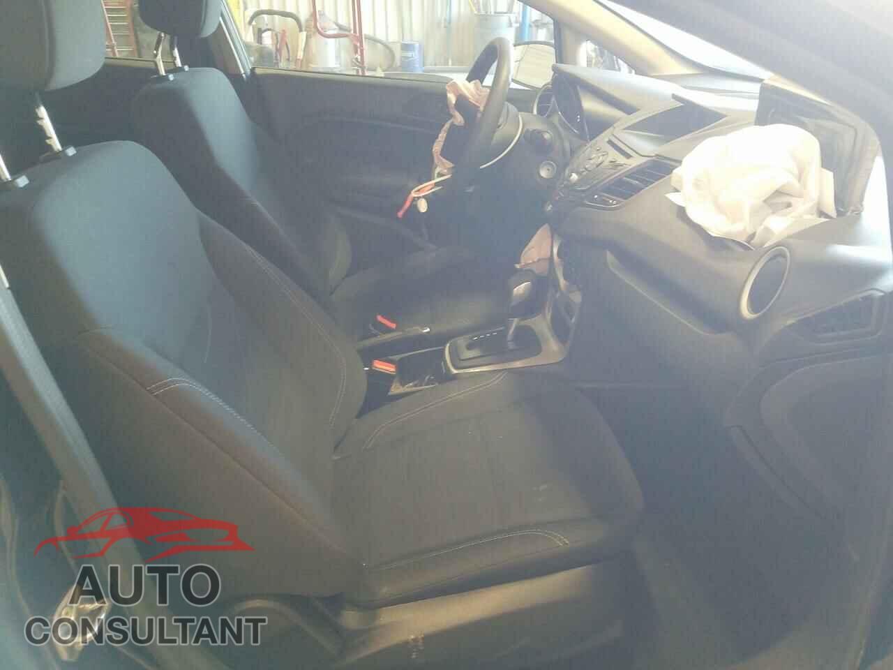 FORD FIESTA 2019 - 3FADP4EJ3KM152091