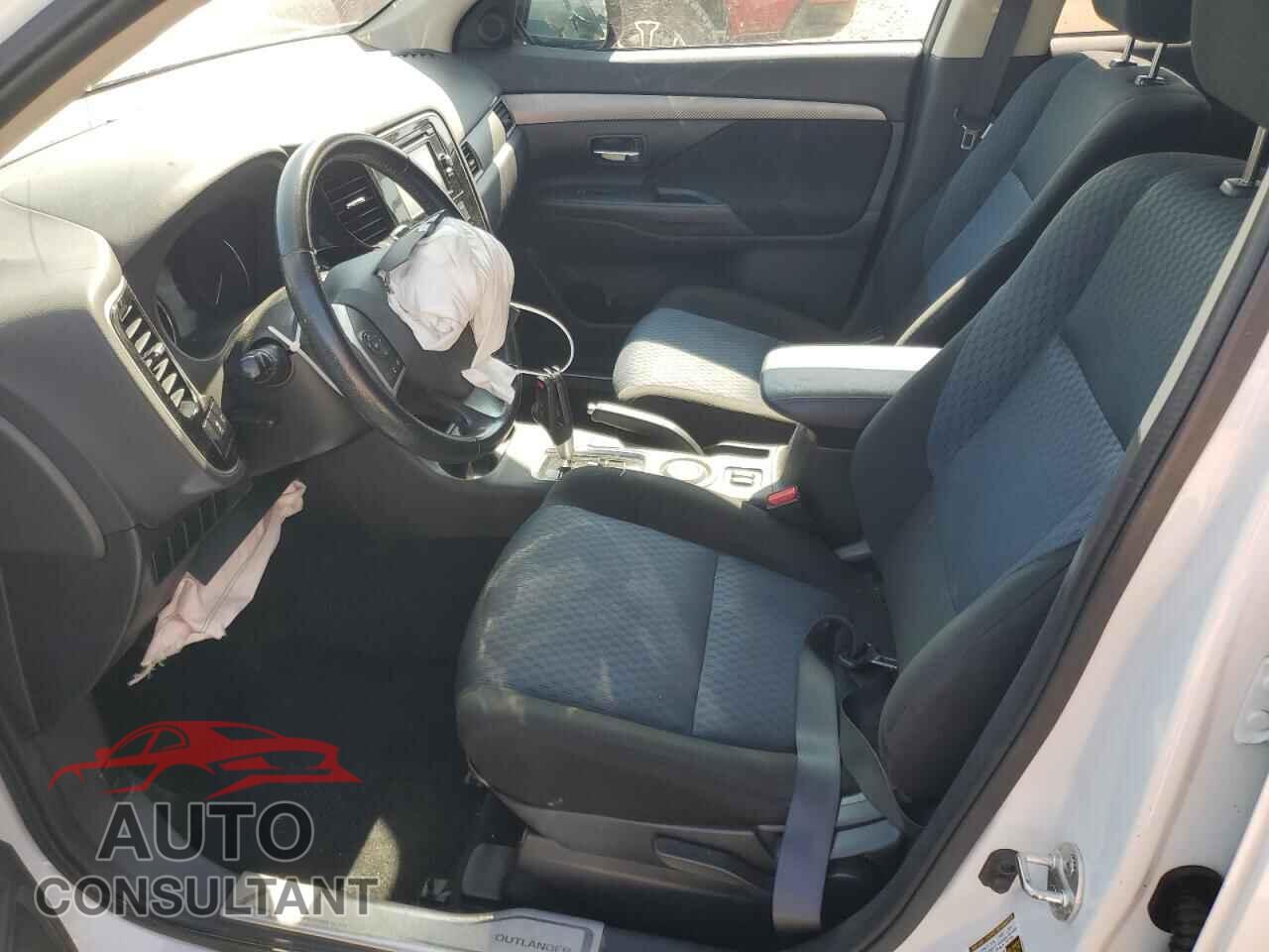 MITSUBISHI OUTLANDER 2014 - JA4AD3A32EZ017558