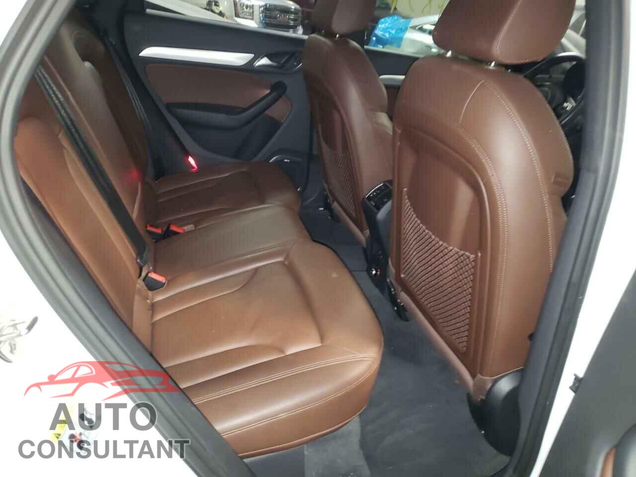 AUDI Q3 2016 - WA1GFCFS9GR005852