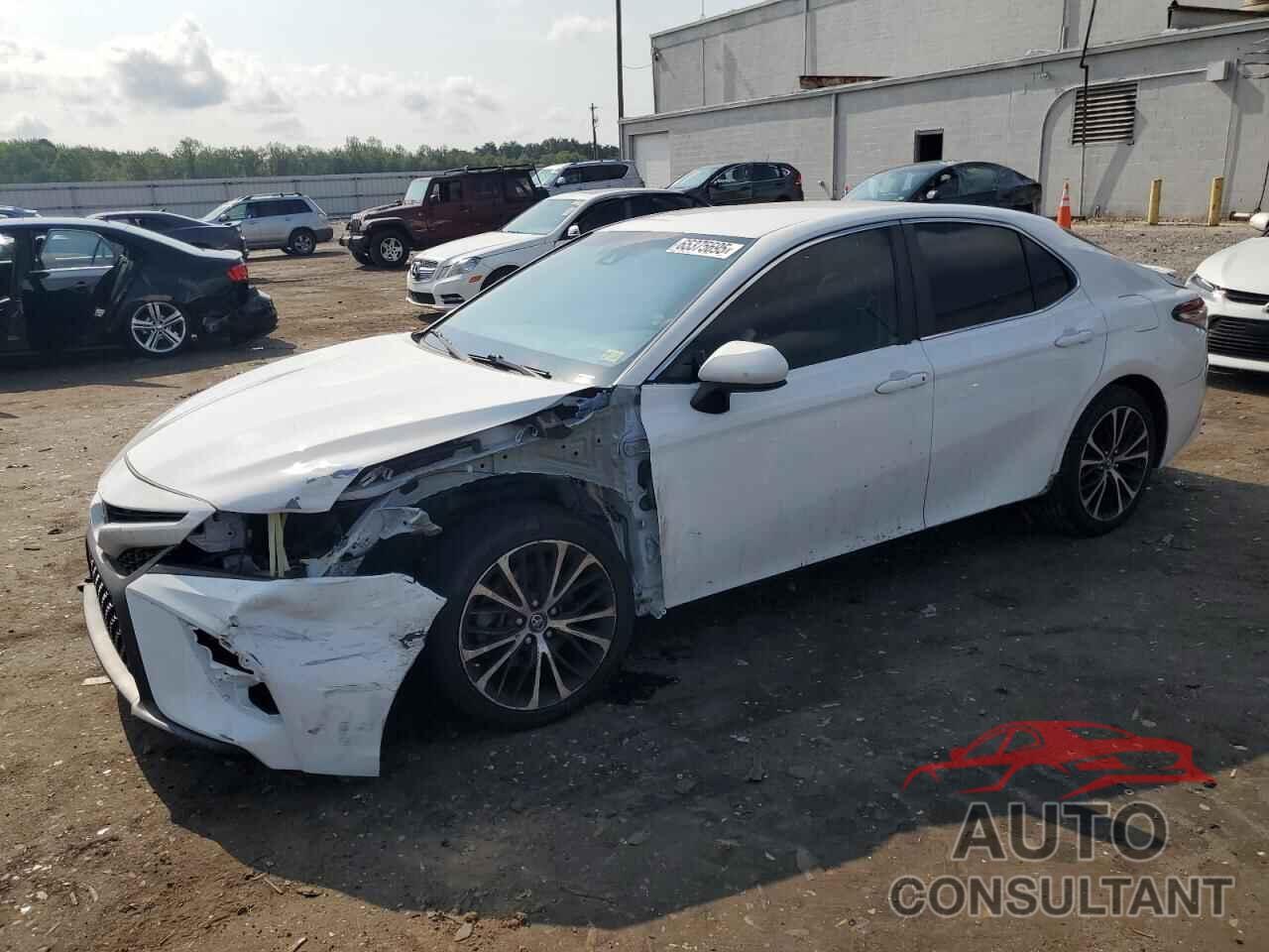 TOYOTA CAMRY 2018 - 4T1B11HK6JU519836