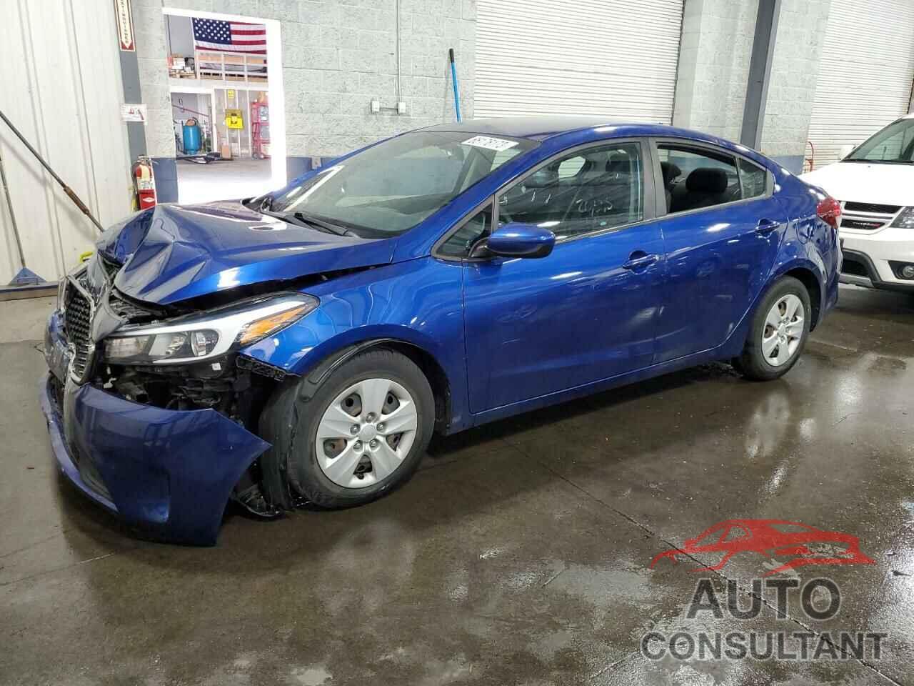 KIA FORTE 2018 - 3KPFK4A70JE196635