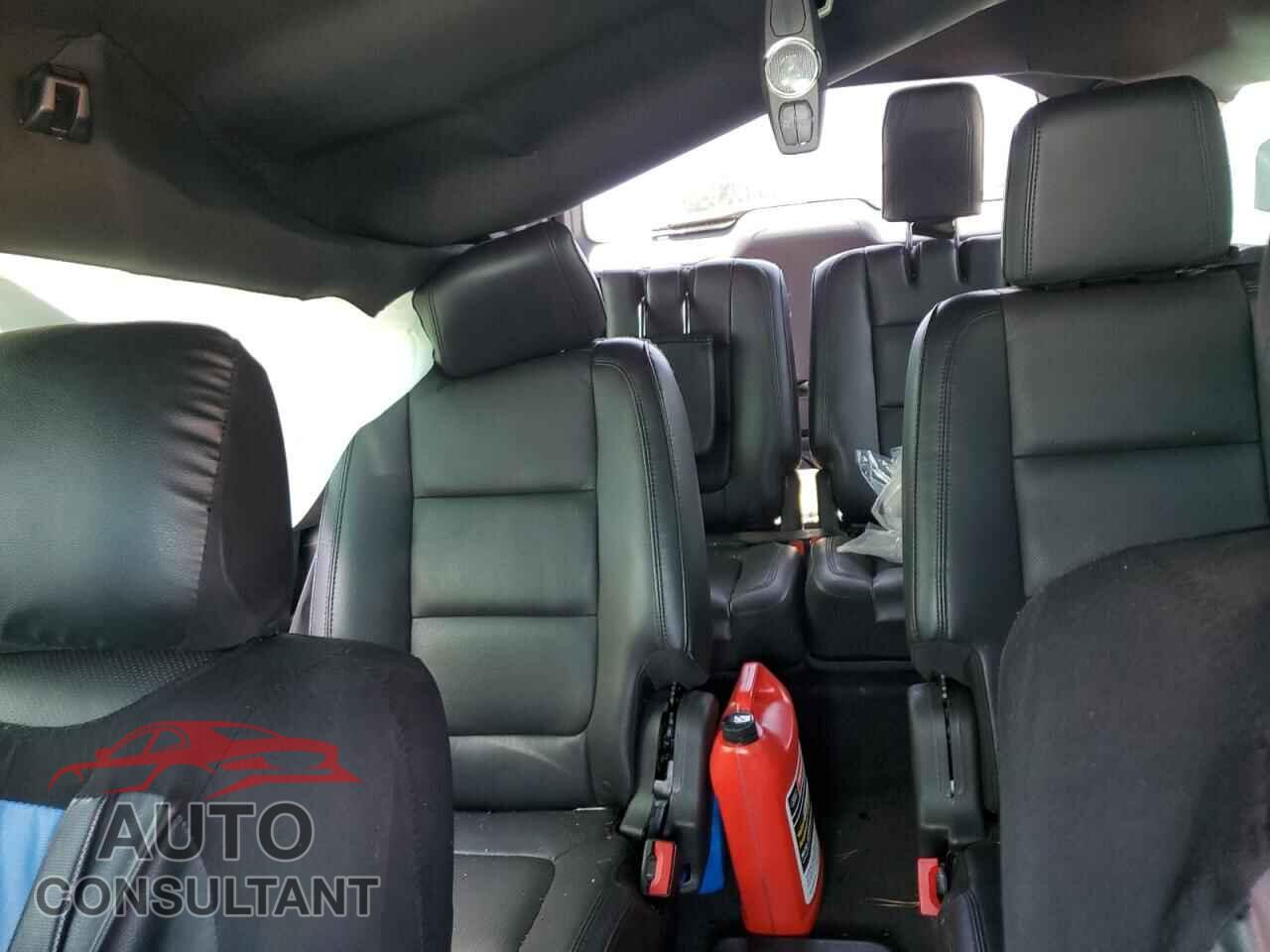 FORD EXPLORER 2015 - 1FM5K7F82FGB37197