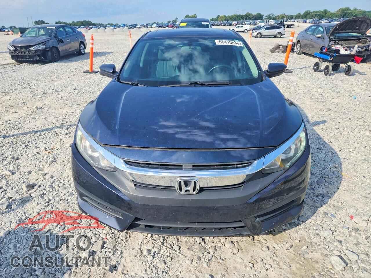 HONDA CIVIC 2017 - 19XFC2F78HE011624