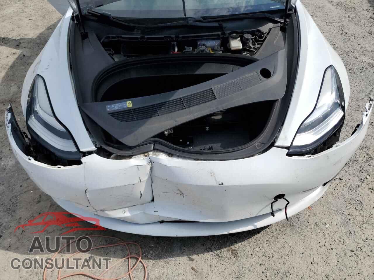 TESLA MODEL 3 2019 - 5YJ3E1EA0KF445123